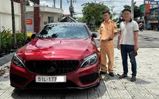 Lập biên bản tài xế Mercedes lạng lách, chặn xe khác trên đường Lê Quang Đạo