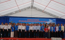 Đoàn Đại biểu TP.HCM thăm, động viên cán bộ, chiến sĩ và nhân dân Côn Đảo