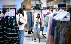 Thời trang nhanh đối mặt phụ phí tái chế tại châu Âu
