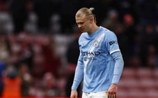 Mạch chiến thắng của Man City bị 'mèo đen' chặn đứng ở trận mở màn năm 2026