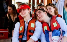 Tour biển đảo Nha Trang Tết dương lịch tăng nhẹ, khách chuộng du lịch nội thành