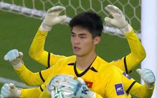 Ảnh chế hài hước về thủ thành Trung Kiên sau khi bắt quá hay trước Saudi Arabia