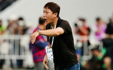 Báo Hàn Quốc thán phục tài thao lược của HLV Kim Sang Sik