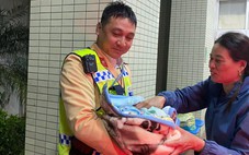 Bé trai 3,2kg chào đời ngay trên xe tuần tra của Cảnh sát giao thông