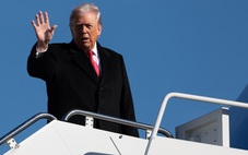 Không có chuyện ông Trump bị luật sư ngăn ra nước ngoài vì cáo buộc tội ác chiến tranh