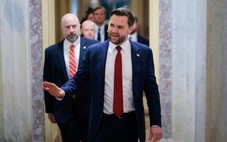 Cuộc bỏ phiếu kịch tính tại Thượng viện Mỹ về ngăn ông Trump hành động quân sự ở Venezuela