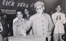 Lần đầu trưng bày chiếc thẻ cử tri cuối cùng của Bác Hồ