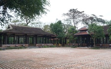 Di tích Đại Nội Huế mọc thêm nhiều nhà rường ‘lạ’