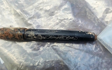 Phát hiện 4 hài cốt liệt sĩ trong rừng tràm, có một di vật khắc tên Vương Chí Cao