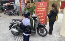 Con không chịu đi học, mẹ chở thẳng tới đồn công an và cái kết gây bão mạng