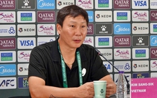 HLV Kim Sang Sik: Các cầu thủ đã chơi 120 phút quả cảm, giành chiến thắng cho người hâm mộ Việt Nam