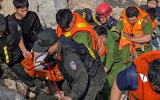 Công an, biên phòng phối hợp cứu sống 2 du khách nước ngoài đuối nước