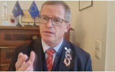 Quan chức NATO dọa 'tịch thu căn cứ Mỹ' nếu Washington lấy Greenland?