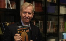 Cuốn tiểu thuyết từ tình yêu Việt Nam của Thomas Bo Pedersen