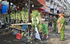 Xử lý vi phạm vỉa hè, lòng đường trước chợ Bà Chiểu, giao thông trở nên thông thoáng