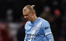 Mạch chiến thắng của Man City bị 'mèo đen' chặn đứng ở trận mở màn năm 2026