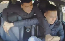 Xác minh clip hành khách tấn công tài xế khi xe đang chạy