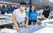 Đơn hàng, lương thưởng tăng: Doanh nghiệp phía Bắc 'đỏ mắt' tìm lao động phổ thông