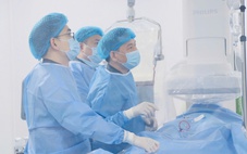 Bệnh viện tuyến dưới can thiệp tim mạch bằng dụng cụ qua da cho người nước ngoài