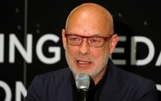 Gần 400 triệu phú và tỉ phú kêu gọi tăng thuế giới siêu giàu