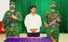 Bắt giữ người Lào vận chuyển hơn 12.000 viên ma túy ở khu vực biên giới Quảng Ngãi