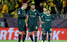 Cầu thủ Man City trả tiền vé cho cổ động viên đến sân vì... thua trận