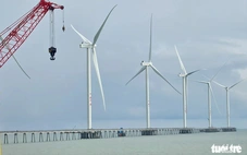 Giao hàng chục ngàn héc ta mặt biển cho hai tập đoàn EVN, PVN khảo sát điện gió