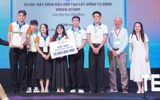 Thương mẹ cực nhọc làm vườn, sinh viên chế tạo máy đóng bầu cây giống