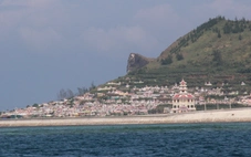 Người bệnh hiểm nghèo ở Quảng Ngãi được đăng ký trước huyệt mộ