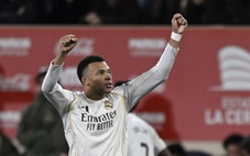 Mbappe lập cú đúp giúp Real Madrid vươn lên dẫn đầu La Liga