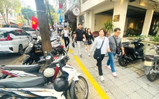 Lấn chiếm vỉa hè: Cần quy hoạch, thiết kế, tuyên truyền, đối thoại rồi mới xử phạt