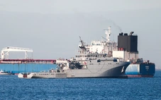 Pháp bắt tàu nghi thuộc 'hạm đội bóng đêm', toàn bộ thủy thủ đoàn là người Ấn Độ