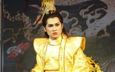 Ngọc Cương, con trai Chinh Nhân, có vai diễn đầu tiên trên sân khấu cải lương