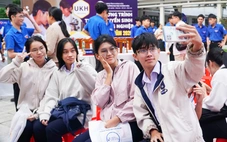 Học sinh lo lắng AI có thể thay thế con người trong tương lai, thầy cô trấn an