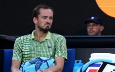 Medvedev nói thua tâm phục khẩu phục trước tay vợt gốc Việt Learner Tien