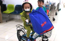 Đón Tết ở bệnh viện mà lòng vẫn ấm khi có quà Ước mơ của Thúy