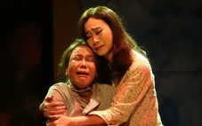 Vở Con gái chị Hằng gắn với nghệ sĩ Thanh Nga, nên Việt Hương thấy áp lực