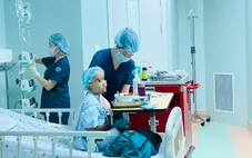 Bệnh viện Nhi đồng 1 lần đầu ghép tế bào gốc cứu sống bệnh nhi H'Mông suy tủy nặng