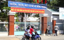 Tập thể giáo viên chủ nhiệm 'tố' trường để lạm thu quỹ phụ huynh