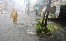 Từ Hàng Xanh đến quốc lộ 13: Vì sao nhiều tuyến đường cứ mưa là ngập?