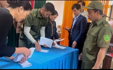 Bôi xấu đối thủ trước khi bầu trưởng thôn vẫn được UBND xã công nhận trúng cử?