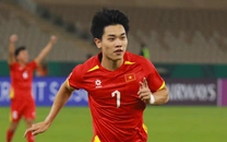 Đình Bắc thất thế trước cầu thủ Trung Quốc trong 2 cuộc bình chọn, do cổ động viên 'tỉ dân' áp đảo