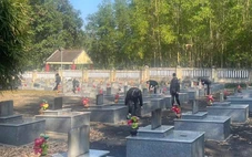 Người vi phạm hành chính dọn nghĩa trang, công viên, quét đường thay phạt tiền, được không?