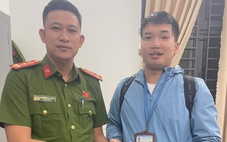 Công an tìm, trao trả túi xách chứa 100 triệu bỏ quên tại Bà Nà Hills cho hướng dẫn viên du lịch