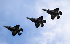 Mỹ dồn dập điều động máy bay quân sự về Trung Đông:  Tín hiệu chuẩn bị tấn công Iran?