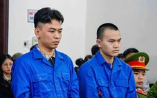 'Tổng tài' giơ tay chỉ đạo đánh người lãnh 2 năm tù, 'đàn em' lãnh 6 tháng tù