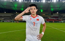 Đình Bắc lập 'siêu kỷ lục', làng bóng đá châu Á ngỡ ngàng