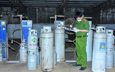 Triệt phá đường dây làm và bán gas giả lớn: thu giữ 14 xe tải, gần 4.000 bình gas