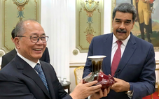 Tổng thống Maduro gặp đặc phái viên Trung Quốc vài giờ trước lúc Mỹ tập kích