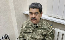 Ảnh Tổng thống Venezuela bị bắt, đeo còng tay, mặc đồ rằn ri là sản phẩm photoshop